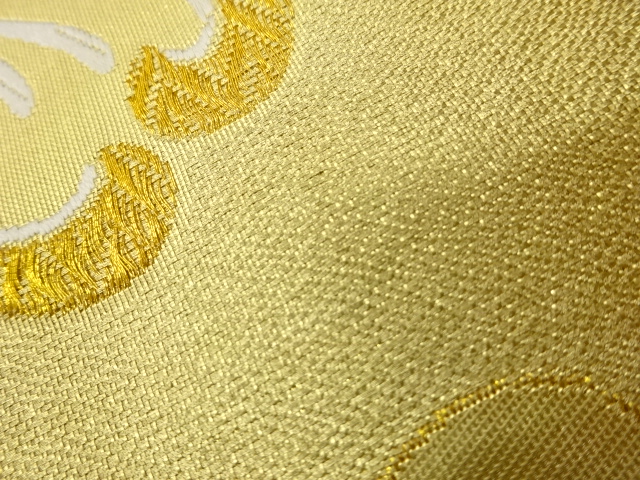  桜に七宝・鹿の子模様織出し袋帯